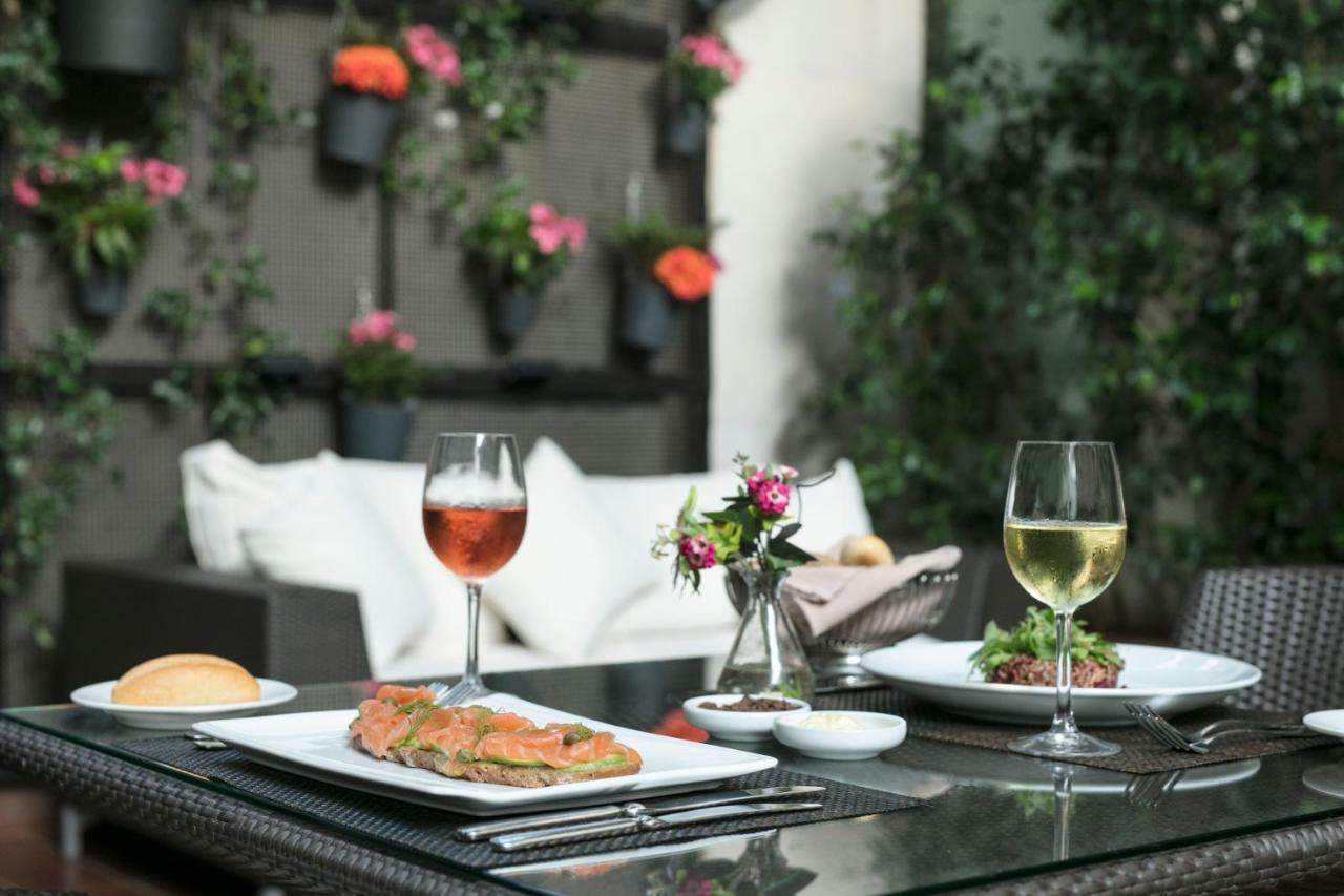Sofitel Beirut Le Gabriel Hotel Kültér fotó